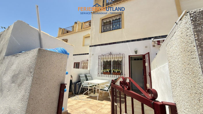 Image No.19-3 Bed Townhouse for sale