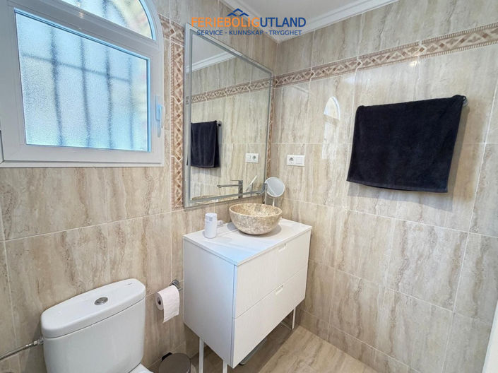 Image No.17-2 Bed Bungalow for sale