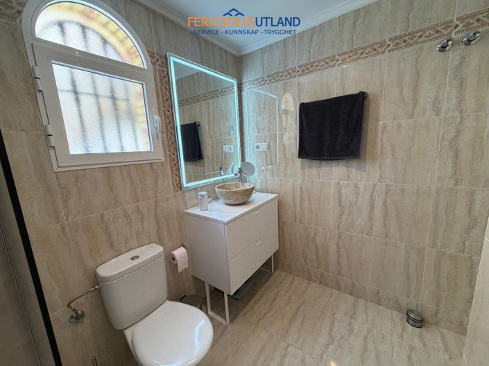 Image No.27-2 Bed Bungalow for sale