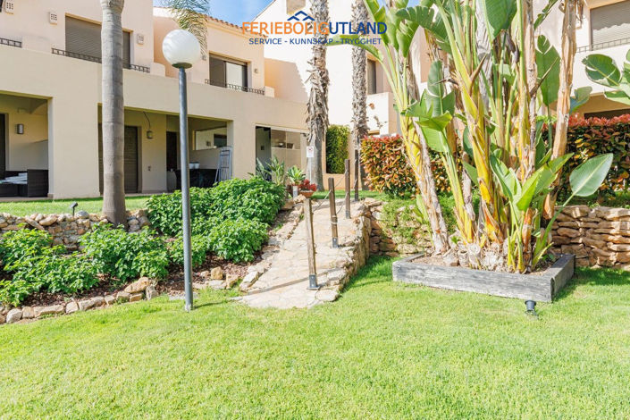 Image No.15-2 Bed Townhouse for sale