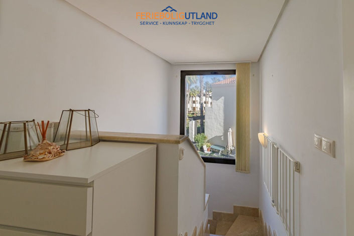 Image No.25-2 Bed Townhouse for sale