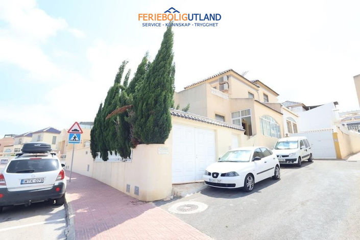 Image No.17-3 Bed Townhouse for sale