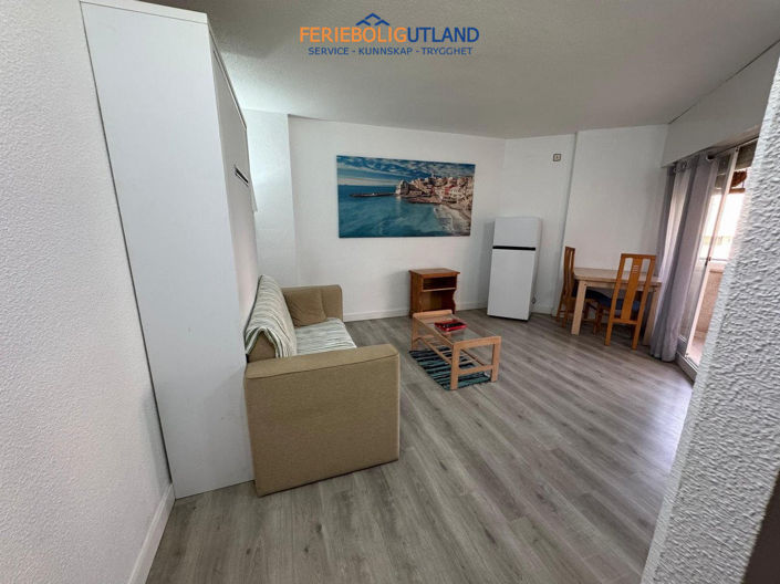 Image No.6-Apartment for sale