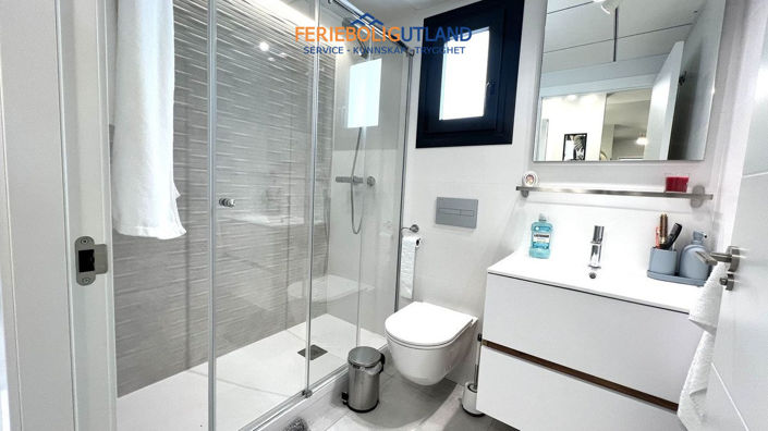 Image No.13-2 Bed Apartment for sale