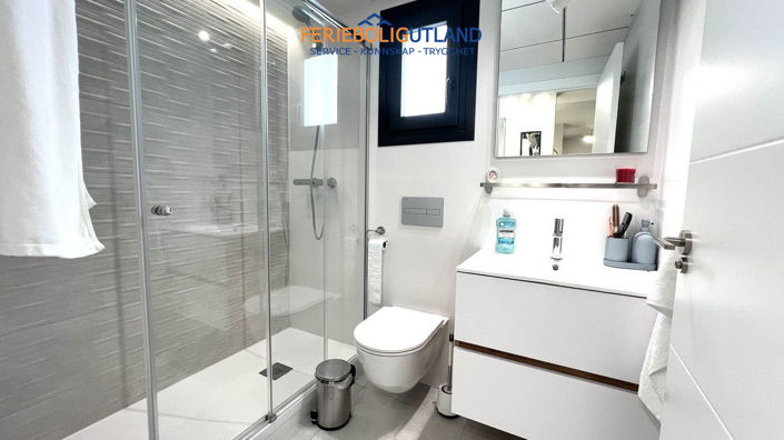 Image No.16-2 Bed Apartment for sale