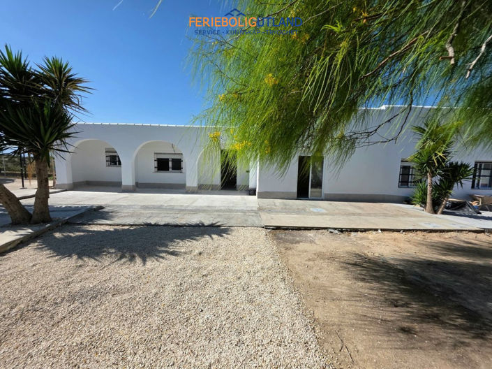 Image No.7-4 Bed Townhouse for sale