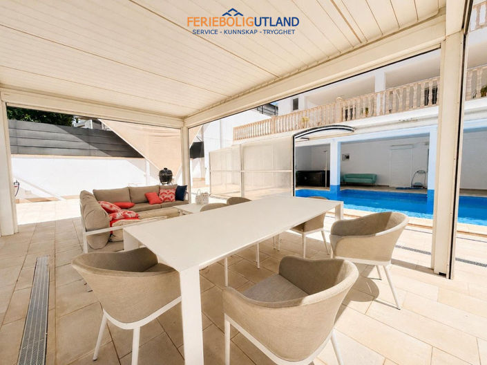 Image No.28-4 Bed Villa for sale