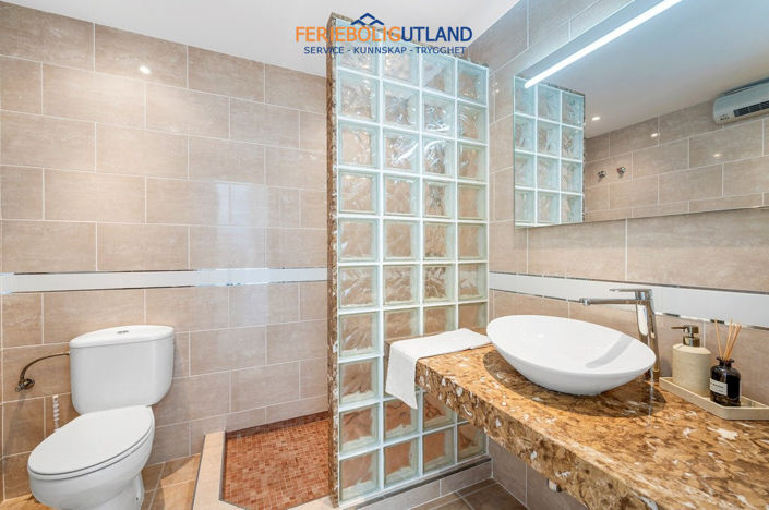 Image No.21-3 Bed Villa for sale