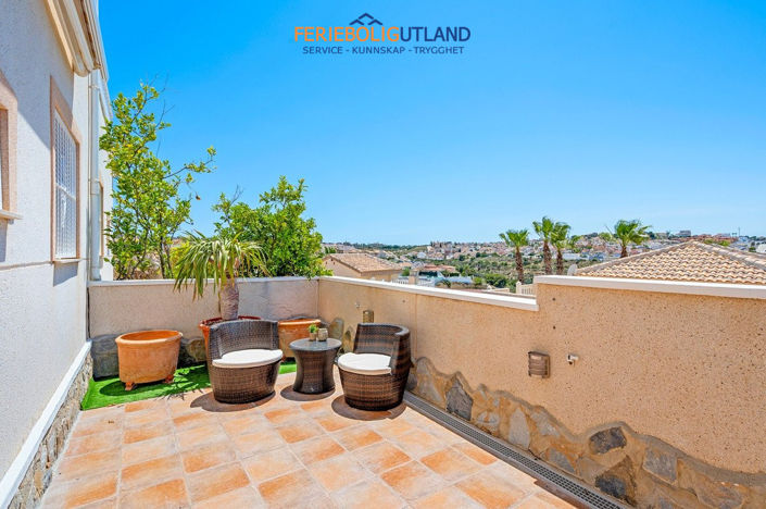 Image No.45-3 Bed Villa for sale