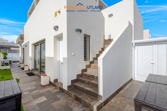 Image No.8-5 Bed Villa for sale