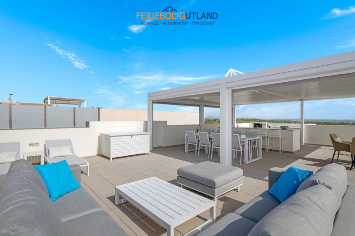 Image No.9-5 Bed Villa for sale