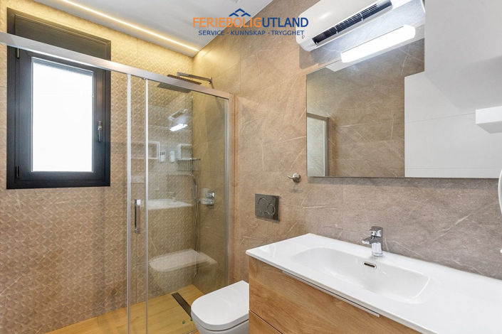 Image No.21-3 Bed Villa for sale