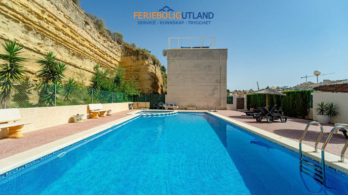Image No.27-2 Bed Apartment for sale