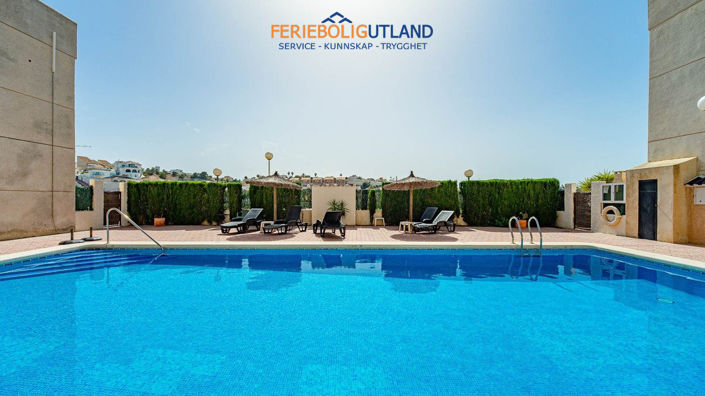 Image No.28-2 Bed Apartment for sale