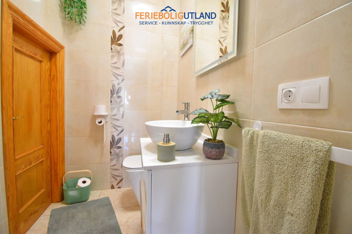 Image No.17-3 Bed Quad for sale