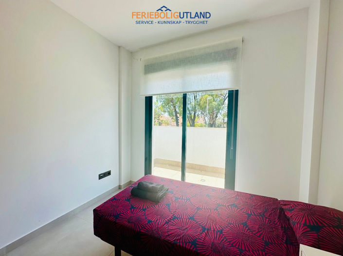 Image No.17-3 Bed Apartment for sale
