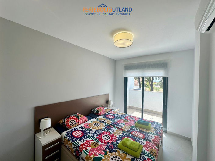Image No.20-3 Bed Apartment for sale