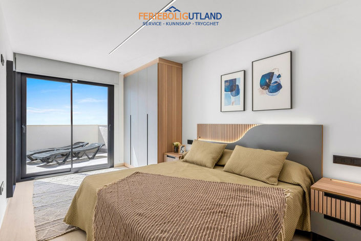 Image No.3-3 Bed Apartment for sale