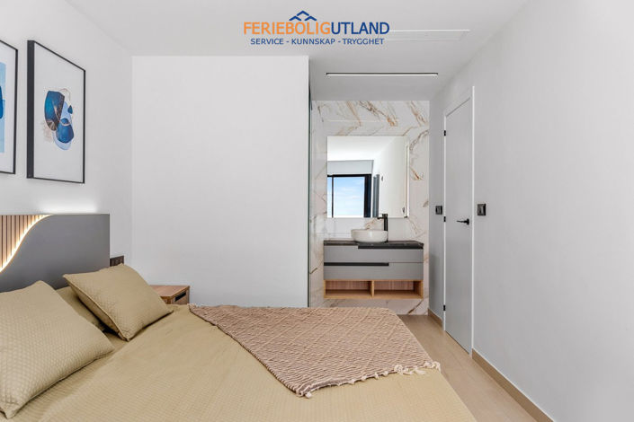 Image No.9-3 Bed Apartment for sale
