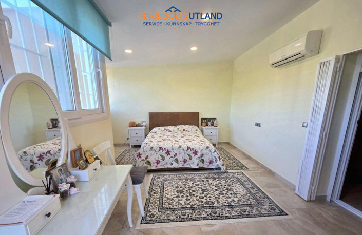 Image No.18-5 Bed Villa for sale