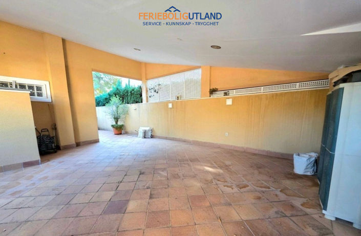 Image No.30-5 Bed Villa for sale