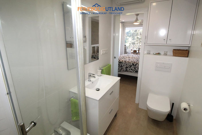 Image No.22-2 Bed Apartment for sale