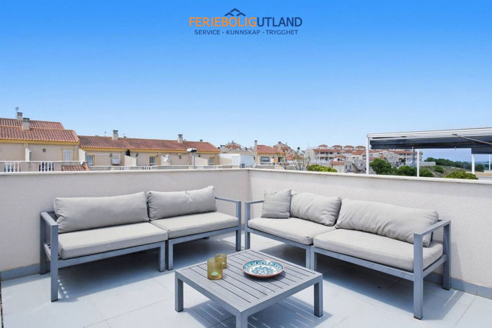 Image No.17-3 Bed Apartment for sale