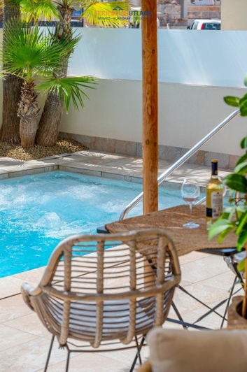 Image No.8-3 Bed Villa for sale
