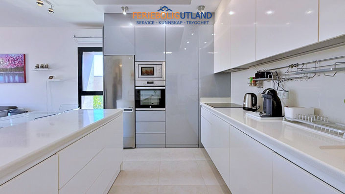 Image No.12-3 Bed Apartment for sale