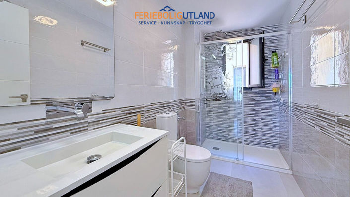 Image No.22-3 Bed Apartment for sale