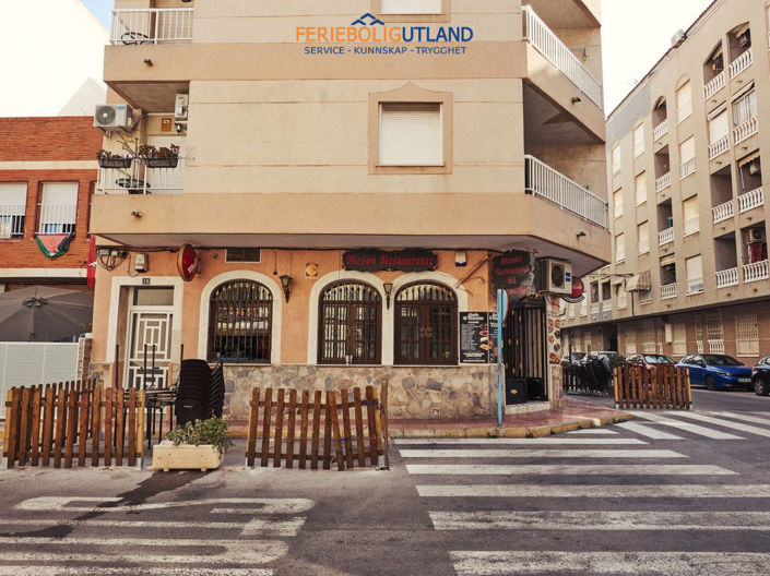 Image No.17-2 Bed Apartment for sale