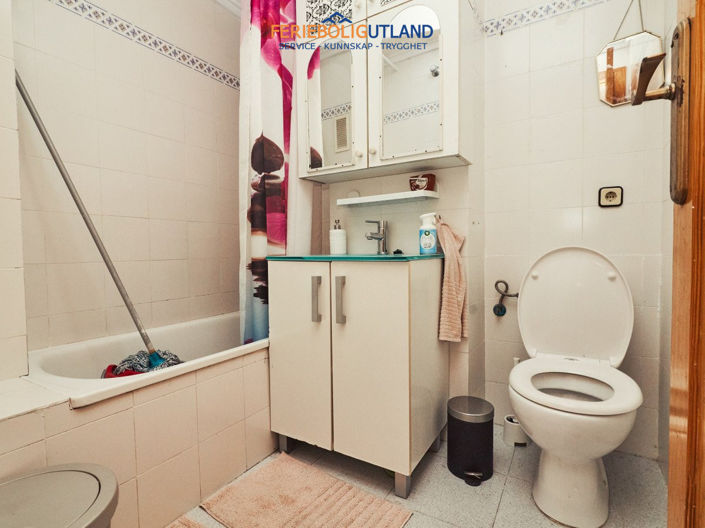 Image No.26-2 Bed Apartment for sale