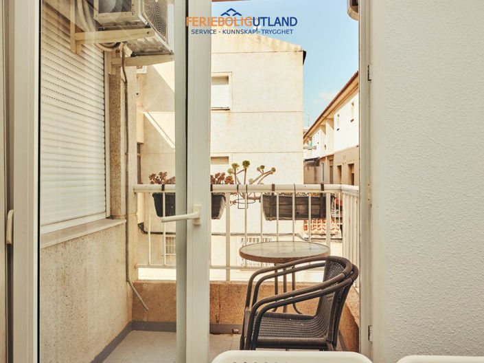 Image No.35-2 Bed Apartment for sale