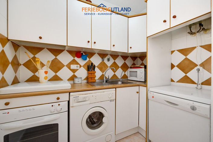 Image No.12-2 Bed Bungalow for sale