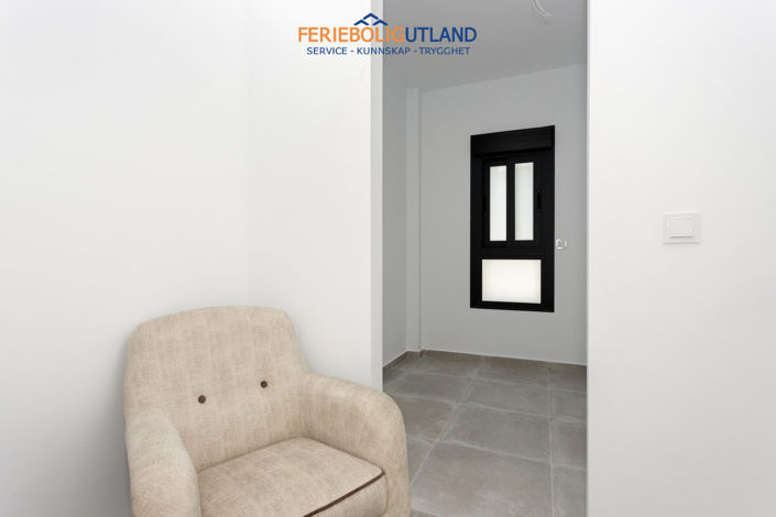 Image No.17-3 Bed Townhouse for sale