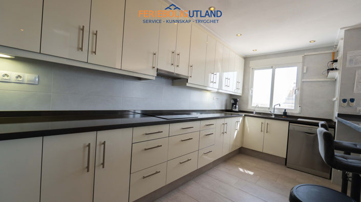 Image No.13-3 Bed Apartment for sale