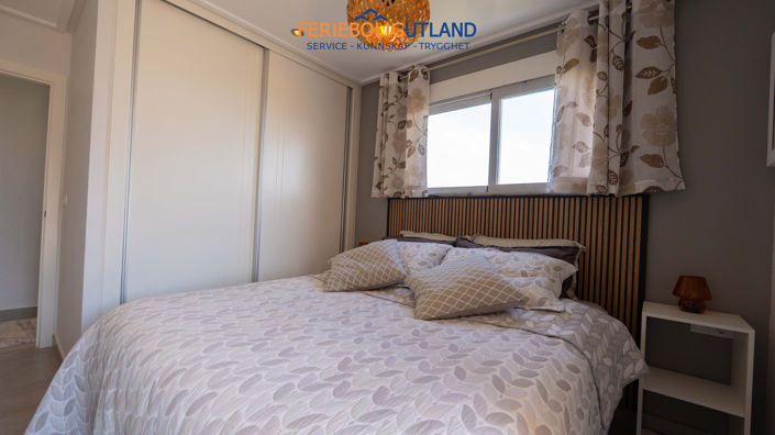 Image No.19-3 Bed Apartment for sale