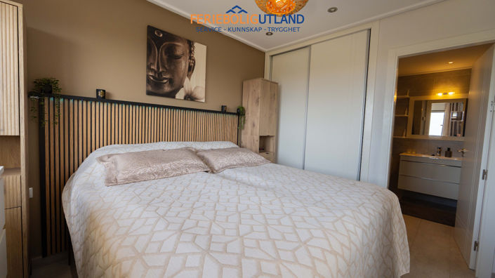 Image No.27-3 Bed Apartment for sale