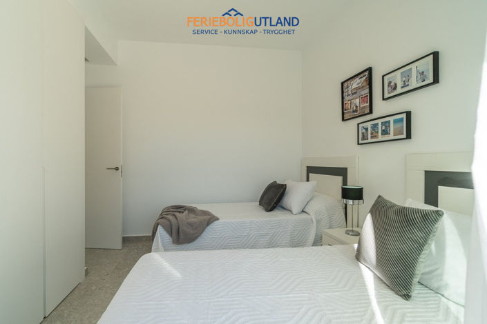 Image No.20-3 Bed Apartment for sale