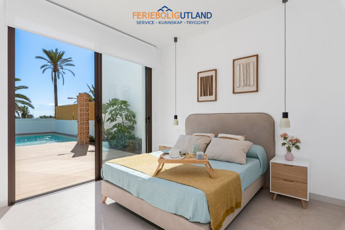 Image No.16-3 Bed Villa for sale
