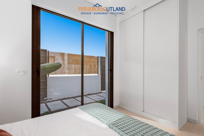 Image No.18-3 Bed Villa for sale
