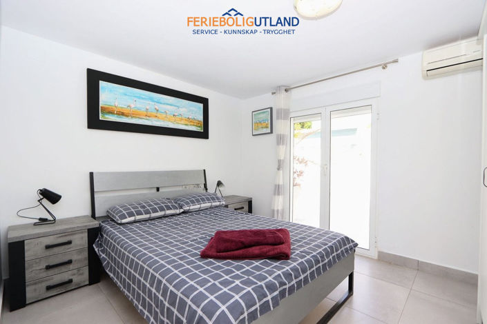 Image No.22-4 Bed Villa for sale