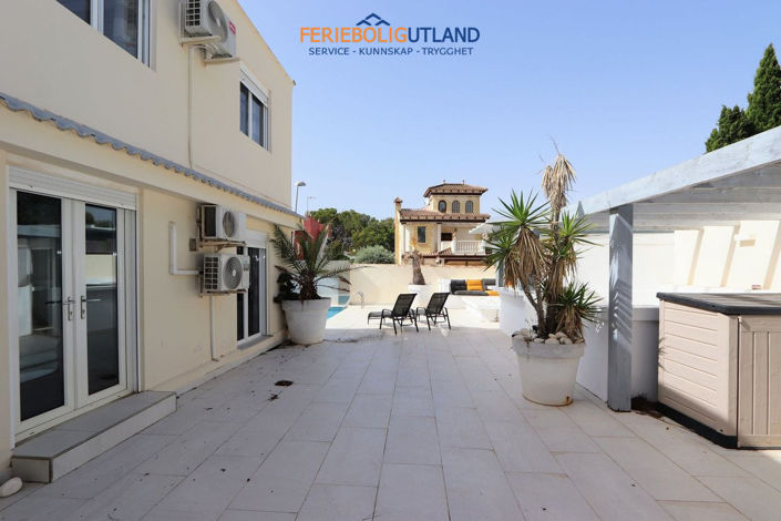 Image No.34-4 Bed Villa for sale