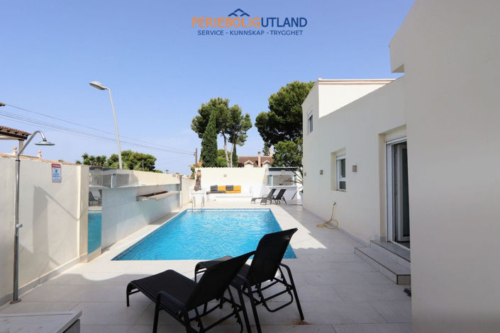 Image No.35-4 Bed Villa for sale