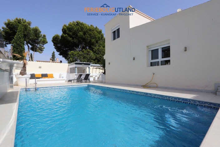 Image No.36-4 Bed Villa for sale