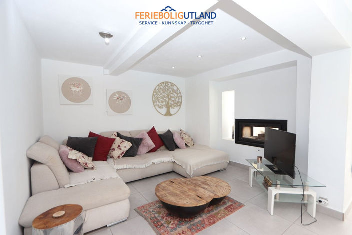 Image No.9-4 Bed Villa for sale