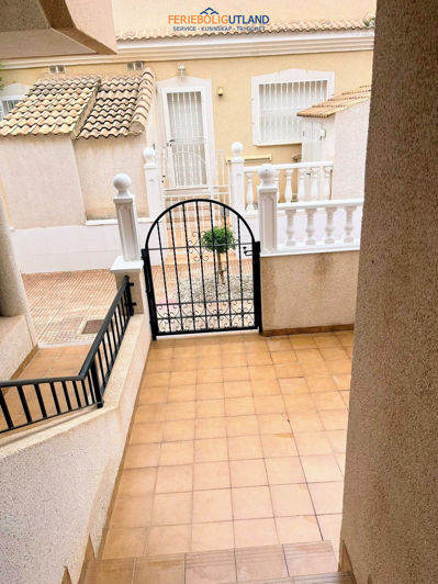Image No.24-2 Bed Apartment for sale