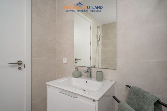 Image No.17-2 Bed Apartment for sale