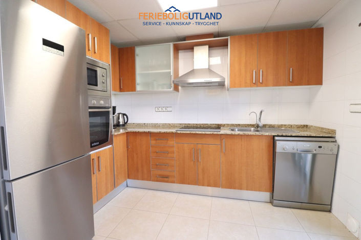 Image No.9-2 Bed Townhouse for sale