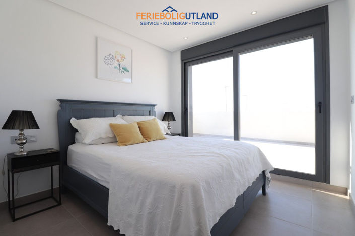 Image No.15-3 Bed Villa for sale